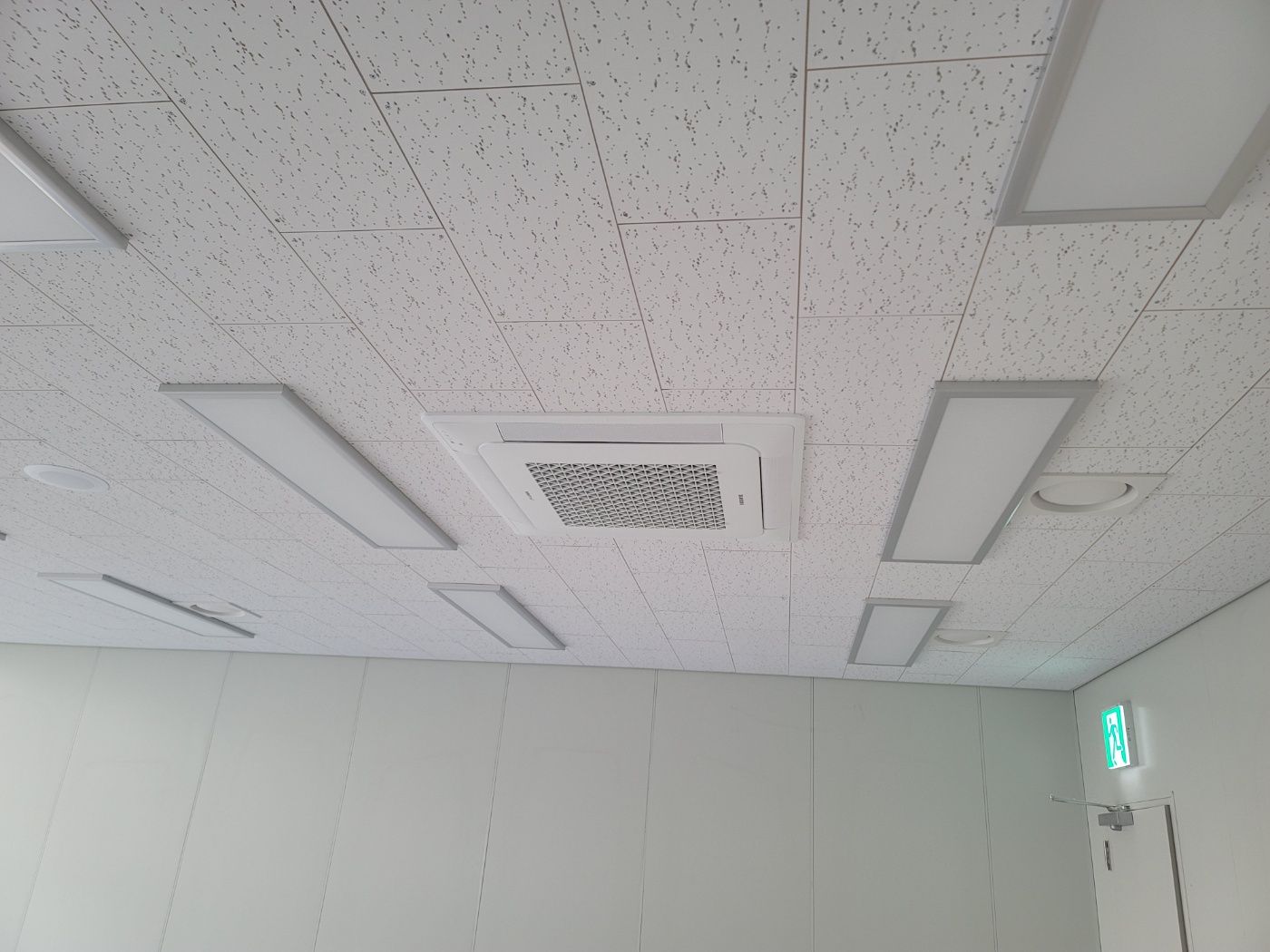 2000769928_6TxZ54Bq_429ca7b335ef91b337e423a2a434e21701d94f34.jpg 이미지크게보기