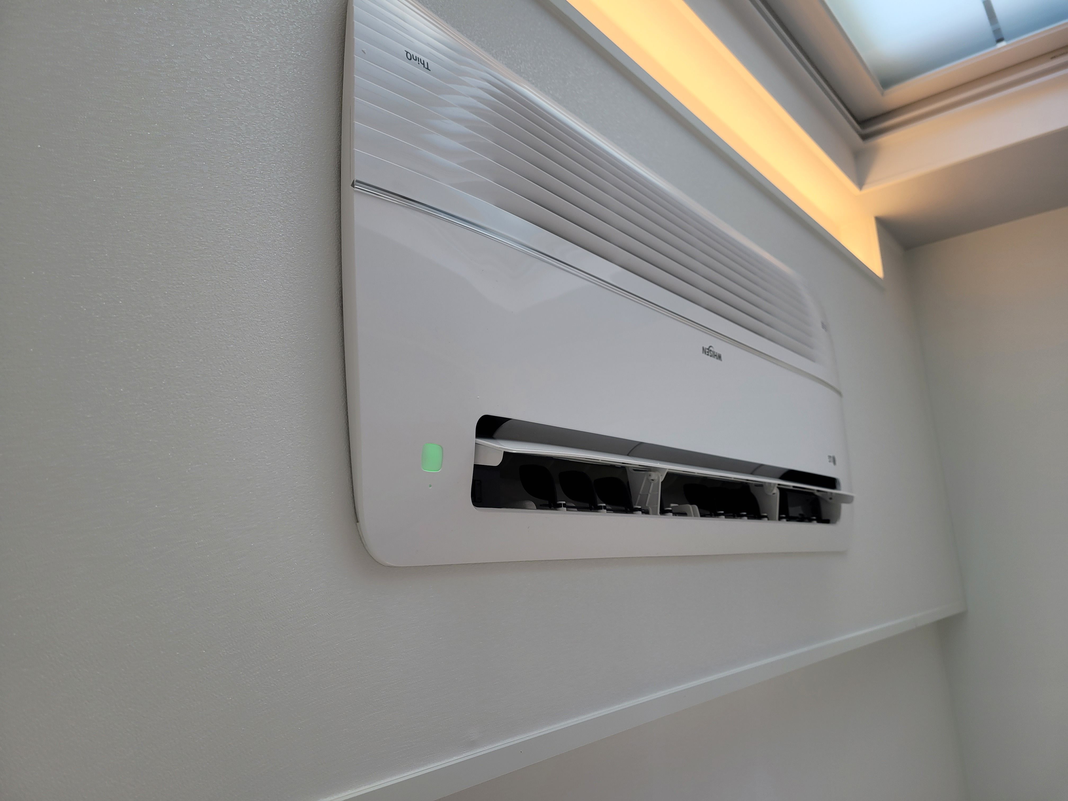 2000769928_QnK0kJgF_c43a73f1bb965eea90f2bb959690a66a05e93da6.jpg 이미지크게보기